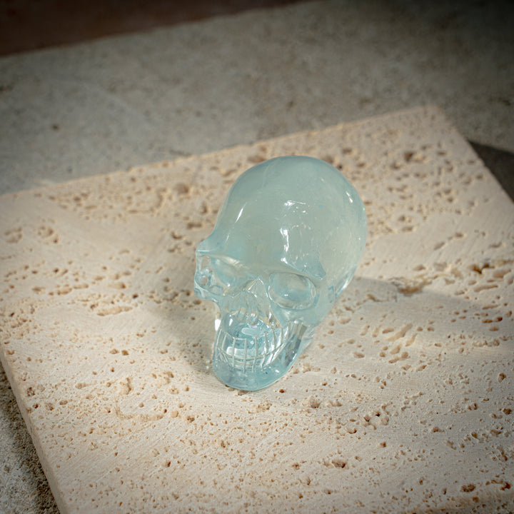 'Iceborn Seer' Aquamarine Skull